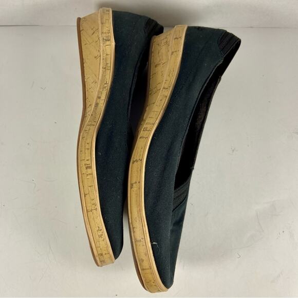 Grasshoppers Black Flats with Tan Sole - Picture 6 of 10